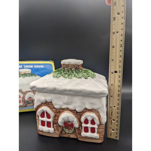 1984 House of Lloyd Earthenware Gingerbread Snow House Cookie Jar w/ Box - Picture 7 of 8